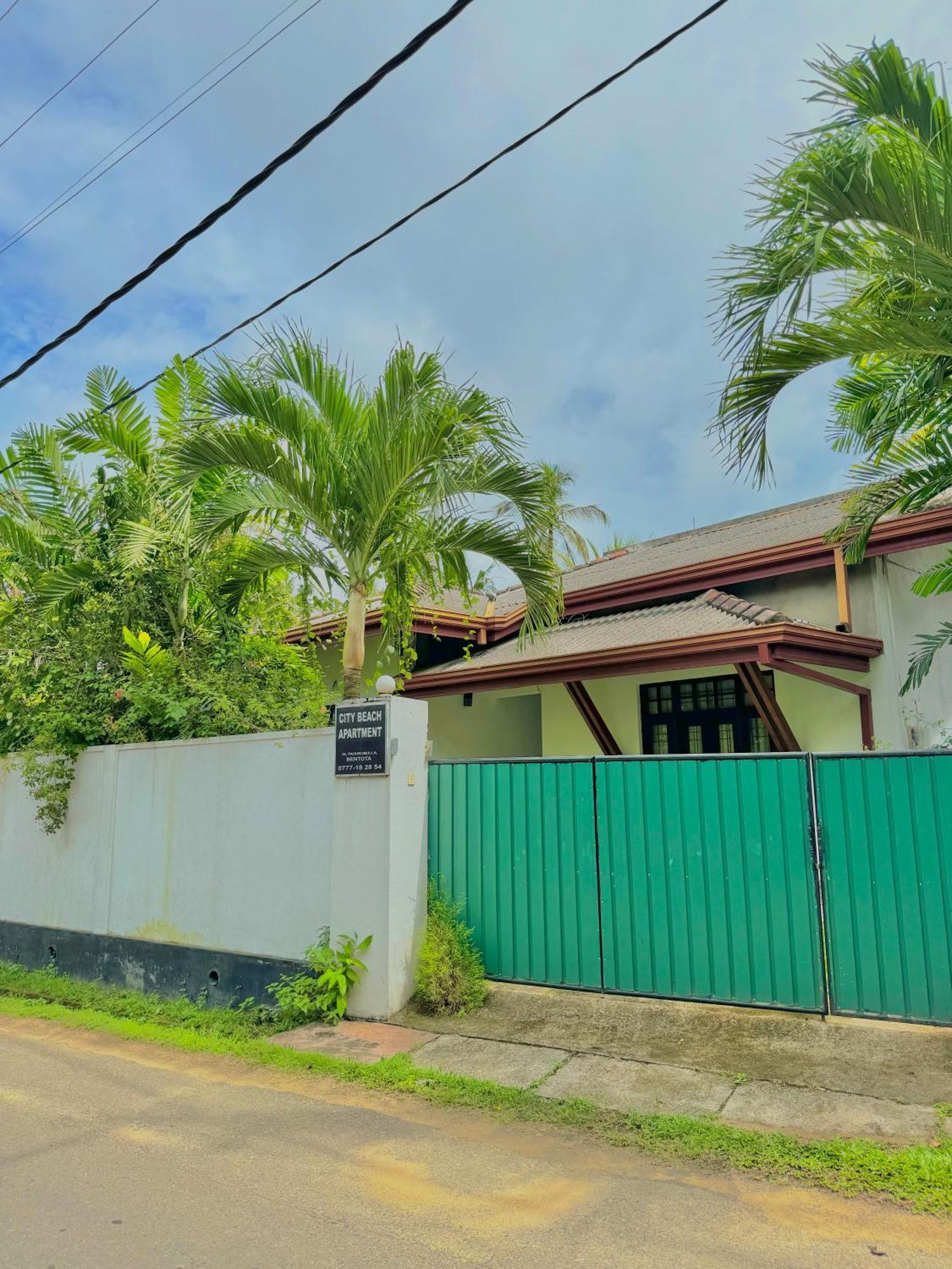 City Beach Apartment Bentota Luaran gambar